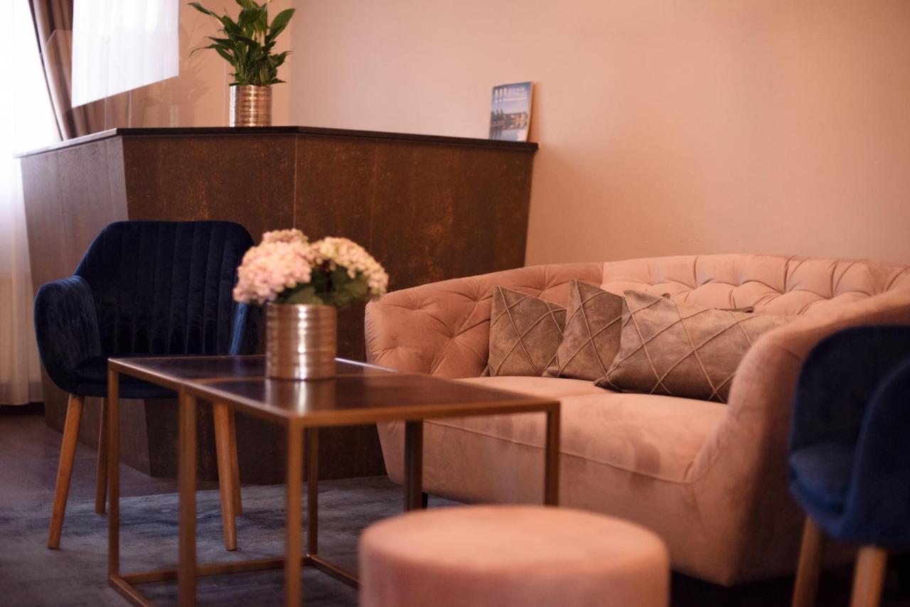 Hotel Das Kleine Ritz Fellbach Dış mekan fotoğraf
