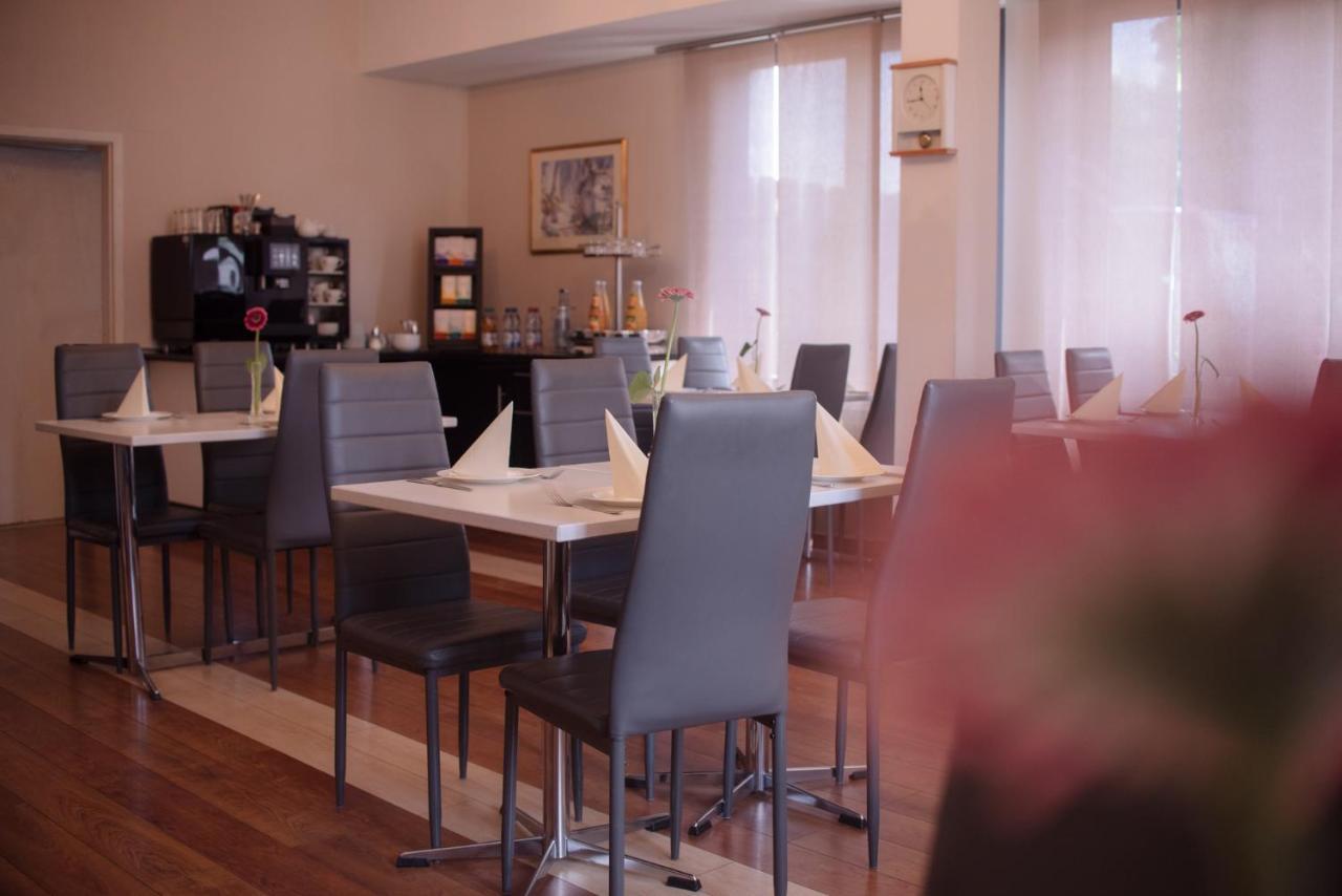Hotel Das Kleine Ritz Fellbach Dış mekan fotoğraf