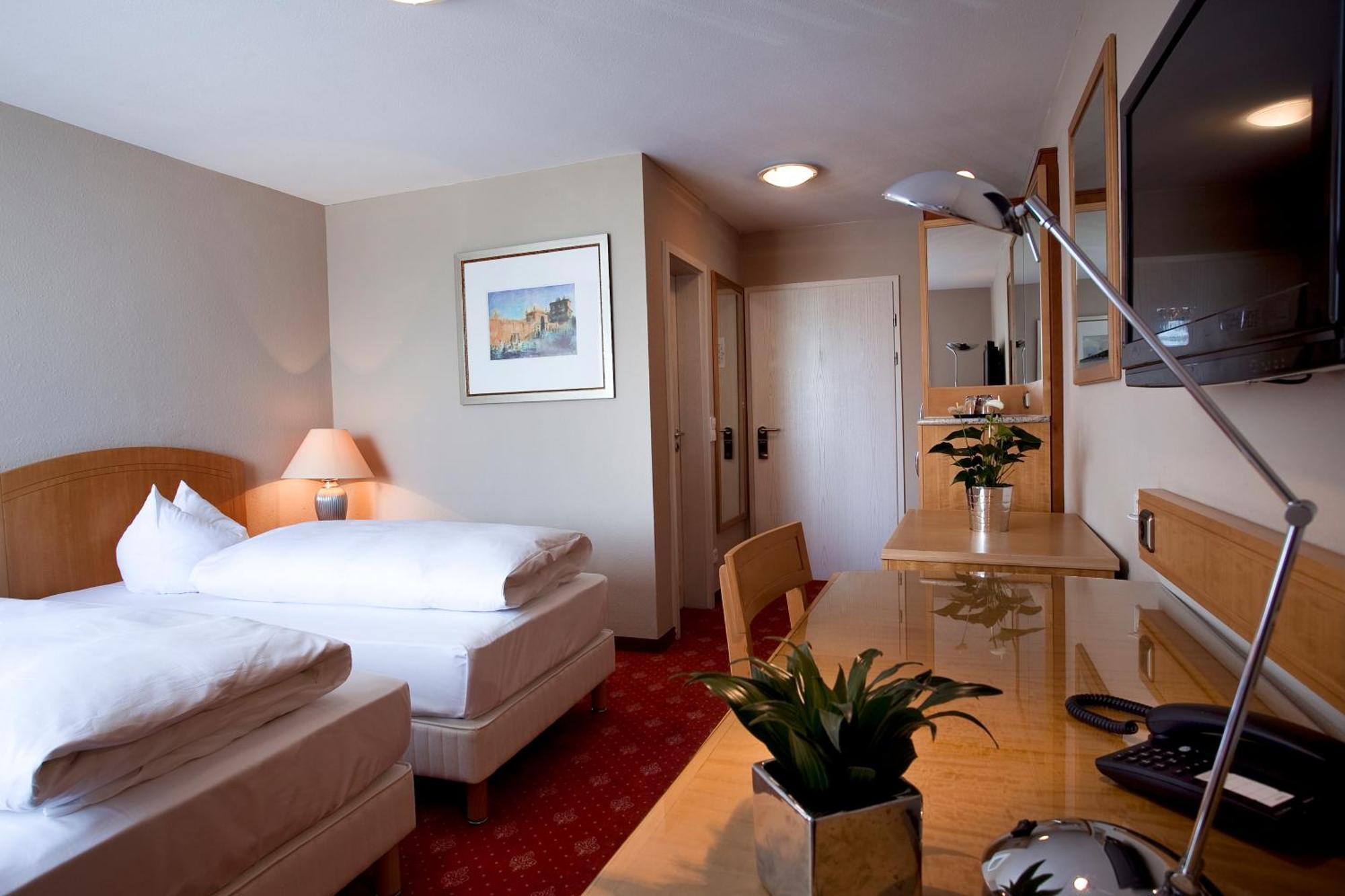 Hotel Das Kleine Ritz Fellbach Dış mekan fotoğraf